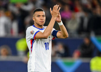 Kylian Mbappé, des félicitations à peine murmurées