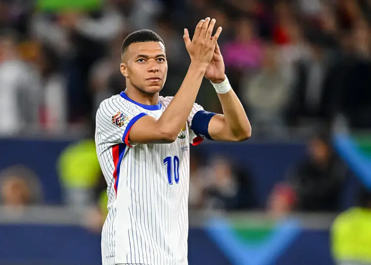 Kylian Mbappé, des félicitations à peine murmurées