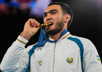 JO Boxe 2024 : choc et scandale, le champion des lourds attrapé pour dopage !