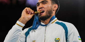 JO Boxe 2024 : choc et scandale, le champion des lourds attrapé pour dopage !