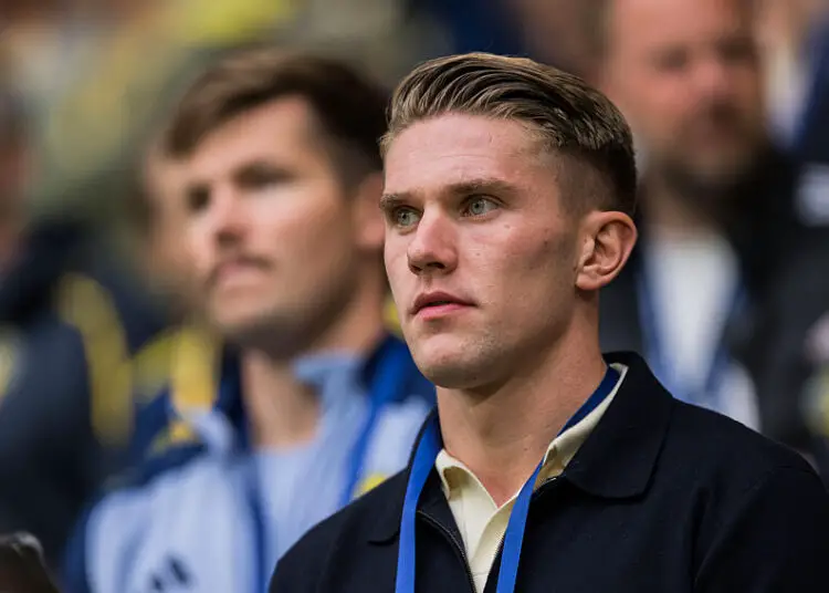 Viktor Gyökeres aurait laissé sa petite amie pour un avenir à Arsenal