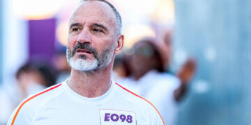 Eric Di Meco souhaite reposer au Stade Vélodrome : un hommage éternel à l’OM
