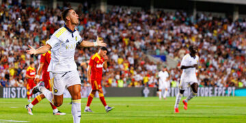 Après 9 ans, Cristiano Ronaldo trouve enfin la bonne et se marie !