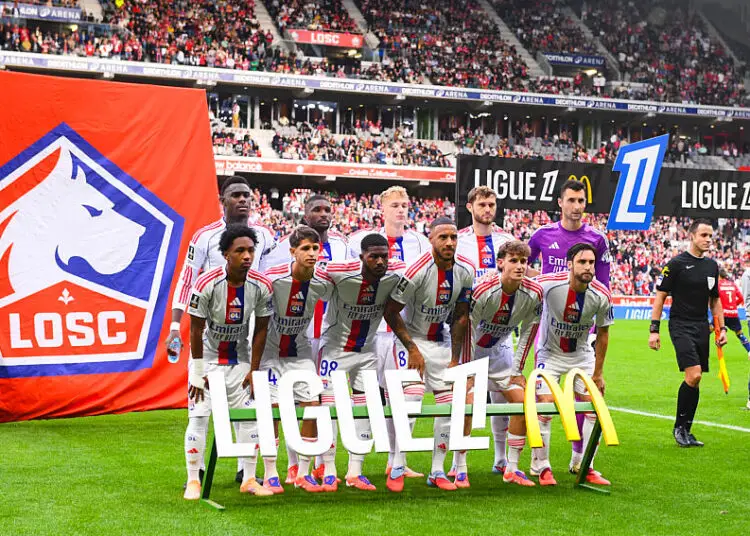 OL : Deux supporters sanctionnés pour le vol d’un drapeau algérien avec provocation identitaire