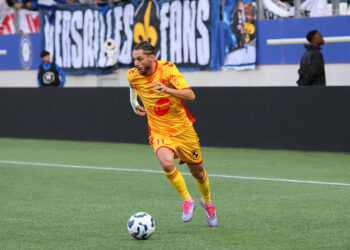 Carton rouge, gardien improvisé, exploit fou : Orléans vit une soirée lunaire