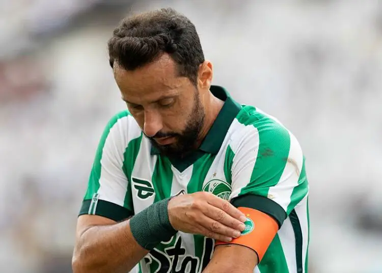 À 44 ans, l’ex-PSG Nenê surprend encore en signant en D3 !