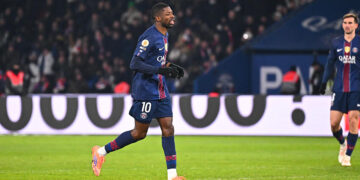 Paris Saint-Germain : Ousmane Dembélé fait briller l’Arc de Triomphe
