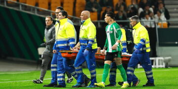 « Je suis avant tout son père » : l’inquiétude de Robin van Persie après la blessure de son fils Shaqueel au Feyenoord