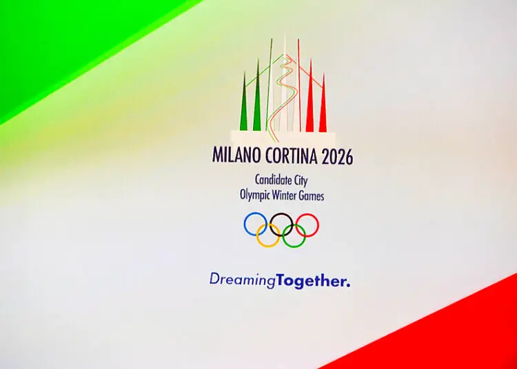 Carnage sur la piste de Cortina : trois bobsleighs pulvérisés, un pilote autrichien à l’hôpital !