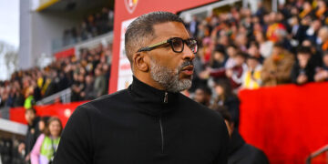 “Une année de plus à se faire ch***” : les supporters rennais incendient le départ de Beye