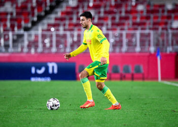 Angoissé par les avions, Centonze se tape 2 400 km en voiture pour rejoindre Monaco