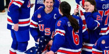« Il va falloir faire venir l’équipe féminine » : la phrase qui met la Maison-Blanche dans la tourmente
