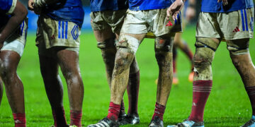 Incroyable mais vrai : un joueur hospitalisé à cause d’une… crotte de chien !