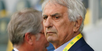 Rothen fracasse Halilhodzic : « À 73 ans, il va être largué à Nantes ! »