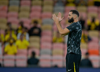 Karim Benzema agacé : il refuse de voir Thierry Henry au-dessus de lui chez les Bleus