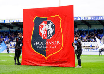 Scandale au Stade Rennais FC : des faux recruteurs piègent et brisent les rêves de jeunes joueurs !