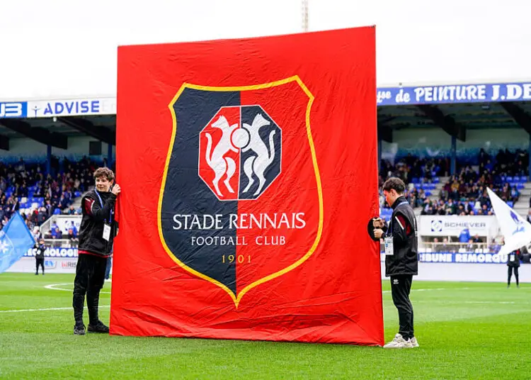Scandale au Stade Rennais FC : des faux recruteurs piègent et brisent les rêves de jeunes joueurs !