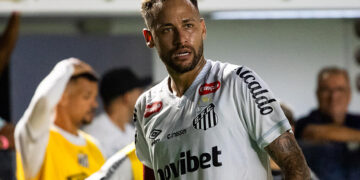 Neymar accusé par une ex-employée de conditions de travail abusives dans sa villa de Rio