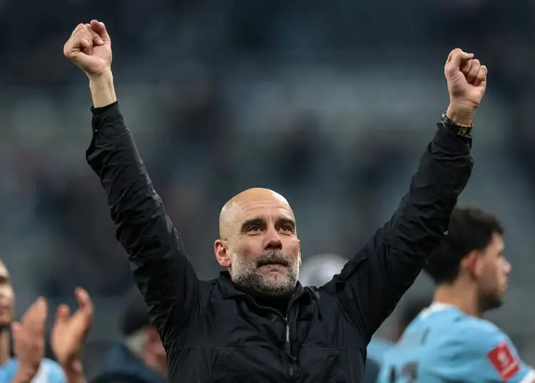 Pep Guardiola signe un record historique en Angleterre… et personne ne l’avait vu venir !