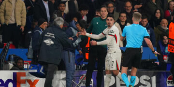 Pedro Neto percute un ramasseur de balles… sa réaction derrière fait le tour du web !