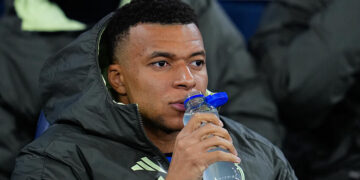 Mbappé ciblé, les supporters explosent de colère