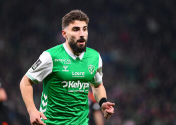 AS Saint-Étienne : Zuriko Davitashvili lance un appel inattendu à Khvicha Kvaratskhelia