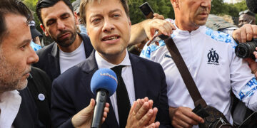 OM : « Il est horrible », le maire de Marseille flingue le nouveau logo sans filtre