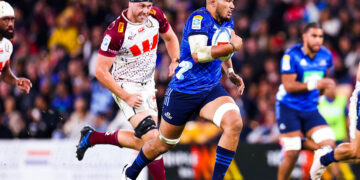 Soudés dans l’épreuve : les All Blacks se rasent la tête pour soutenir leur coéquipier face au cancer