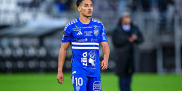 Direction la Corse… mais match à Rodez : l’incroyable périple des supporters d’Amiens !