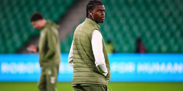 ASSE : ferme, gants et bottes de paille — la préparation hors normes de Pierre Ekwah fait parler !