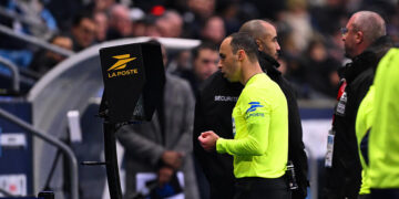 Arrêt maladie bidon ? Il arbitre 74 matchs et se fait rattraper par la justice : 38 000 € à cracher !