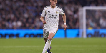 Real Madrid : « Toi, sors du vestiaire, ne sois pas témoin de ce qui va se passer » — Florentino Pérez lâche une phrase glaçante à Arda Güler