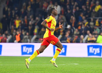 RC Lens : Rayan Fofana, Mamadou Sangaré et Fodé Sylla créent la surprise et font vivre un rêve aux enfants à Saint-Nicolas