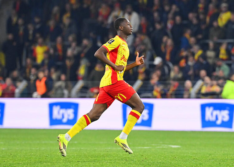 RC Lens : Rayan Fofana, Mamadou Sangaré et Fodé Sylla créent la surprise et font vivre un rêve aux enfants à Saint-Nicolas