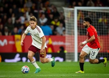 Barcelone sous tension : un chant islamophobe déclenche la polémique lors d’Espagne–Égypte