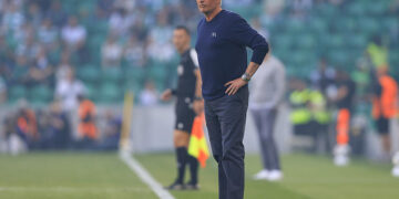 Mbappé lâche un indice : José Mourinho futur coach du Real Madrid ?