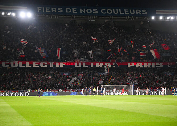 Paris Saint-Germain : scènes de chaos sur l’A11, des ultras se battent en pleine route vers Angers