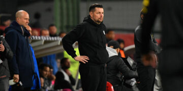 RC Lens : Pierre Sage compare la fin de saison à un niveau de Mario Bros