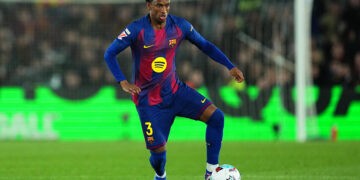 FC Barcelona vise 15 millions avec la vente de trois tauliers