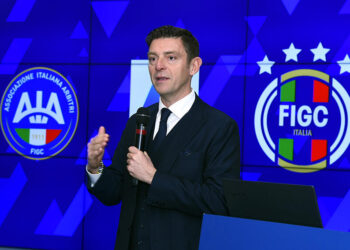 Serie A : le patron des arbitres Gianluca Rocchi éclaboussé par une affaire de fraude à Milan