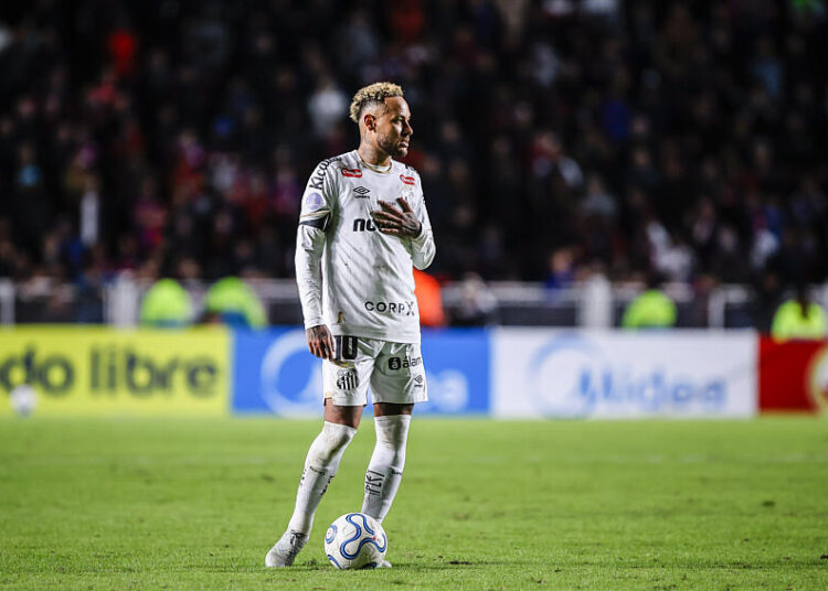 PSG–Bayern : Neymar visé par une pique après un match hors normes