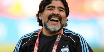 Mort de Diego Maradona : les 12 heures sombres qui ravivent le scandale