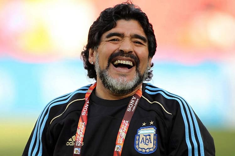 Mort de Diego Maradona : les 12 heures sombres qui ravivent le scandale