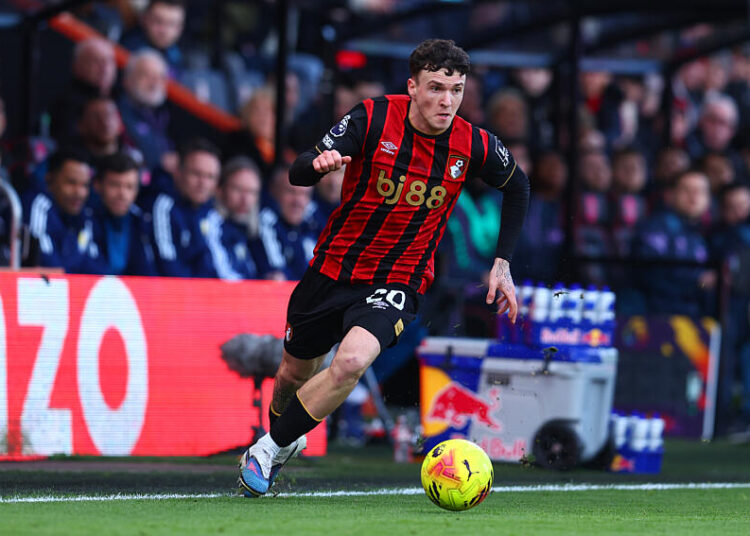 Premier League : énorme scandale à AFC Bournemouth, Alex Jimenez suspendu après des échanges présumés avec une mineure de 15 ans !