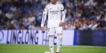 Mbappé humilié : la pétition « Mbappé Out » explose à 70 millions… avant le scandale des faux votes !