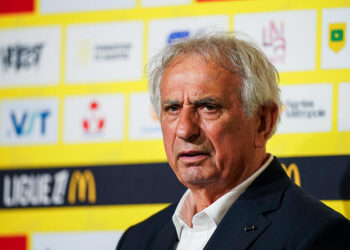 Vahid Halilhodžić annonce sa retraite grand luxe : « piscine, sauna, tennis et bon vin » au programme !