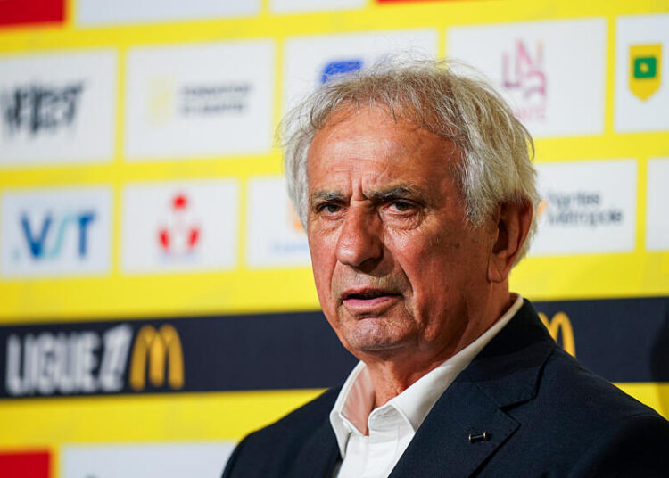 Vahid Halilhodžić annonce sa retraite grand luxe : « piscine, sauna, tennis et bon vin » au programme !