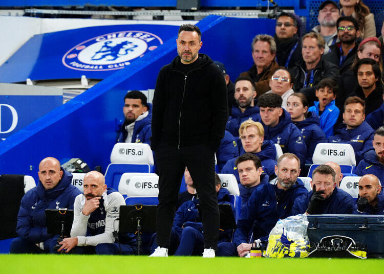 Roberto De Zerbi craque en direct : son énorme déclaration après le miracle des Spurs !
