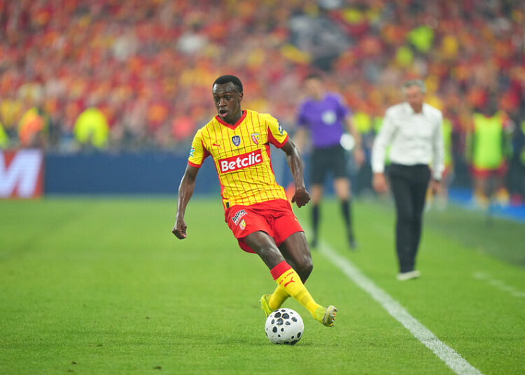 RC Lens : Saud Abdulhamid piégé en Europe après un énorme coup dur