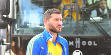 De la pelouse au four à pizza : Gignac se lance dans un nouveau défi à Monterrey !